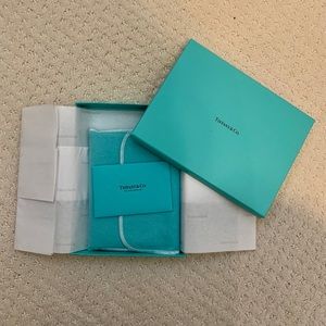 Tiffany and Co. Tiffany Blue Passport Cover